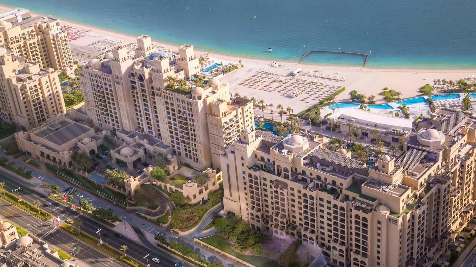 Apartment New Fairmont Residence With Private Beach On Palmjumeirah Dubai