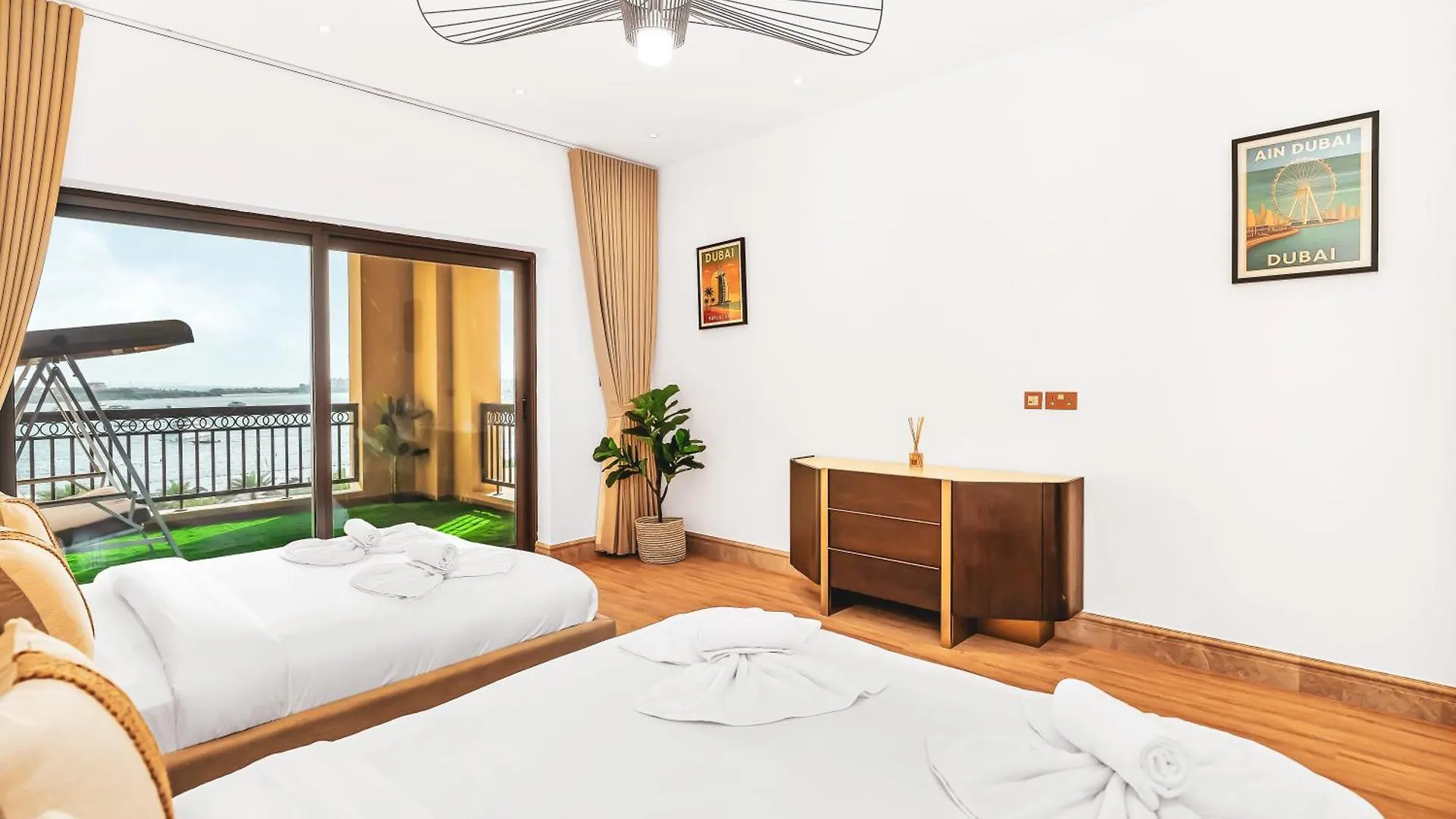 New Fairmont Residence With Private Beach On Palmjumeirah Dubai 0*,