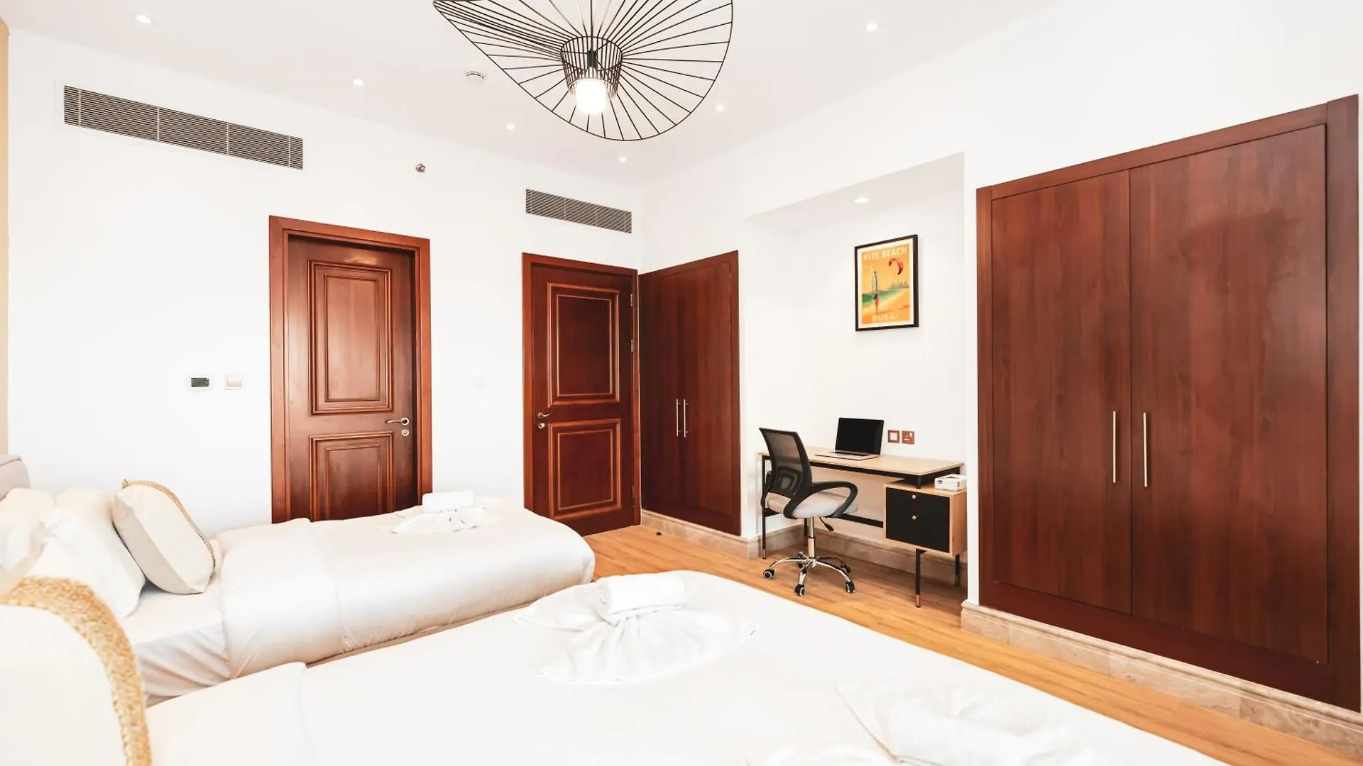 New Fairmont Residence With Private Beach On Palmjumeirah Dubai 0*,